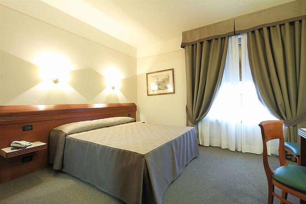 Hotel Monna Clara Florencia Exterior foto
