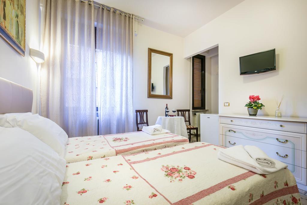 Hotel Monna Clara Florencia Exterior foto
